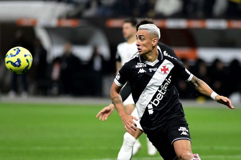 Vasco encaminha renovação de Puma Rodríguez e aposta em continuidade para 2026