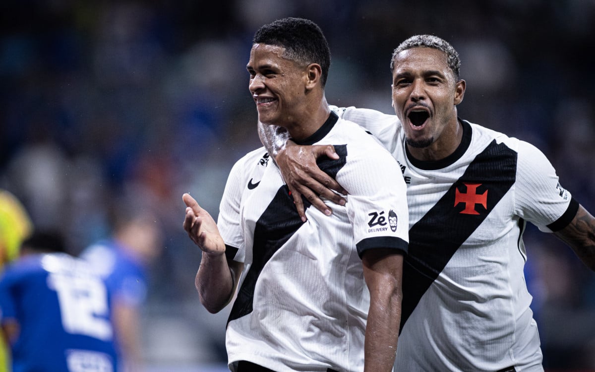 Renato Gaúcho reorganiza o Vasco e volantes passam a decidir jogos